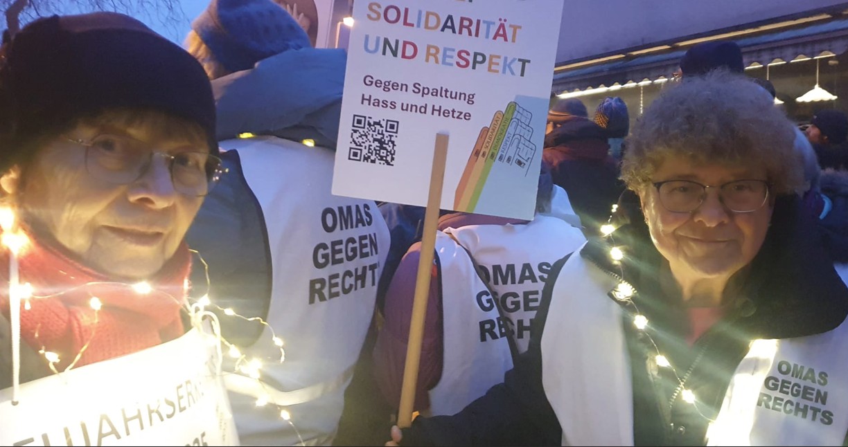 OMAS GEGEN RECHTS beim Neujahrsempfang der AFD