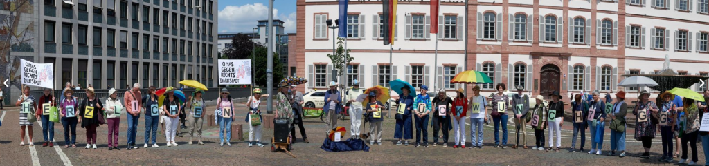 OMAS GEGEN RECHTS am Tag des Grundgesetzes 2024